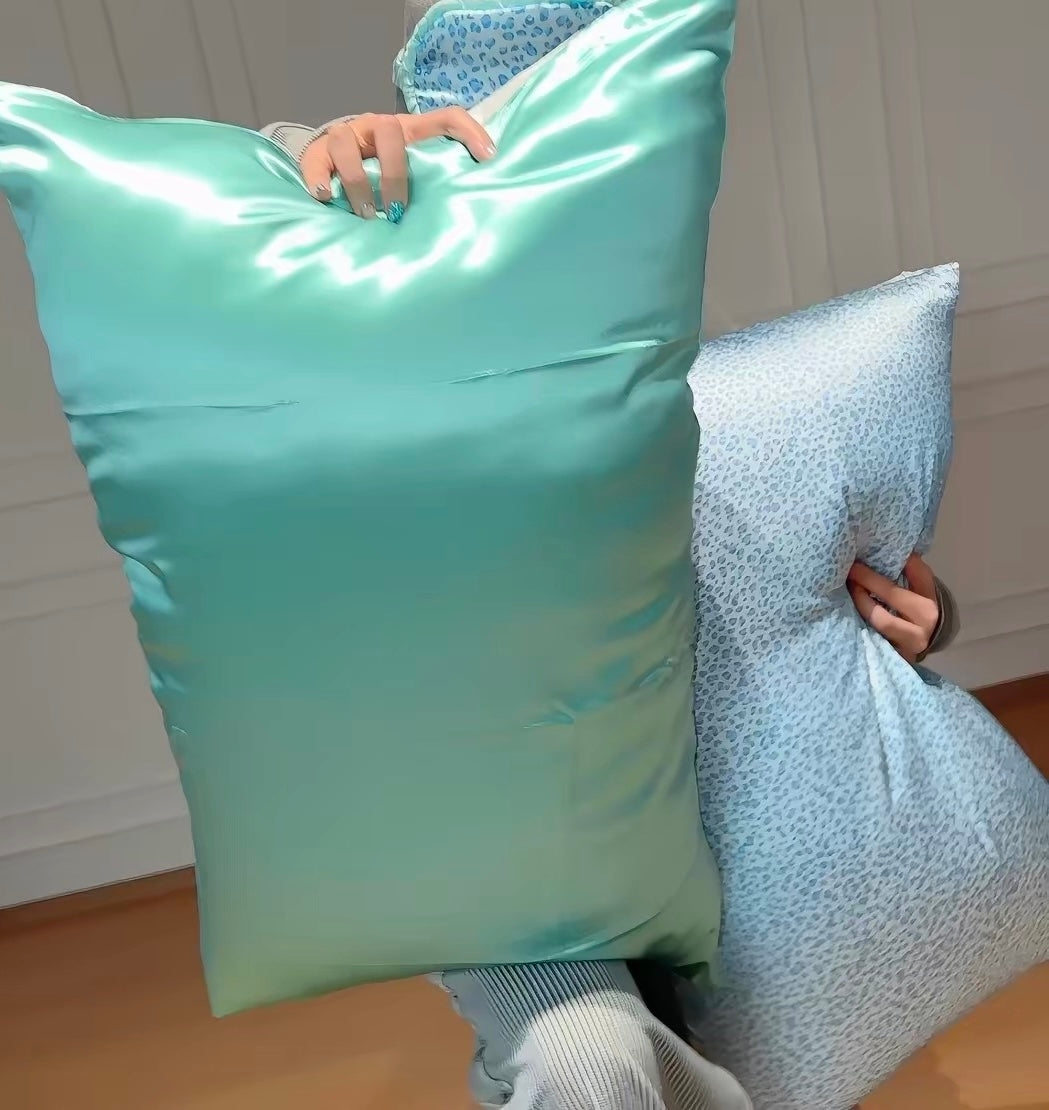 Single 22 Momme Blue Silk Pillowcase
