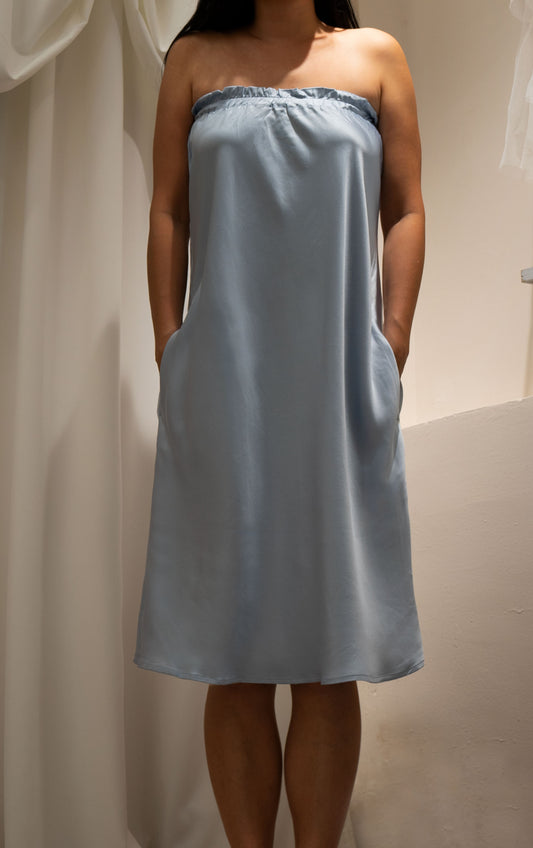 The Strapless Dress