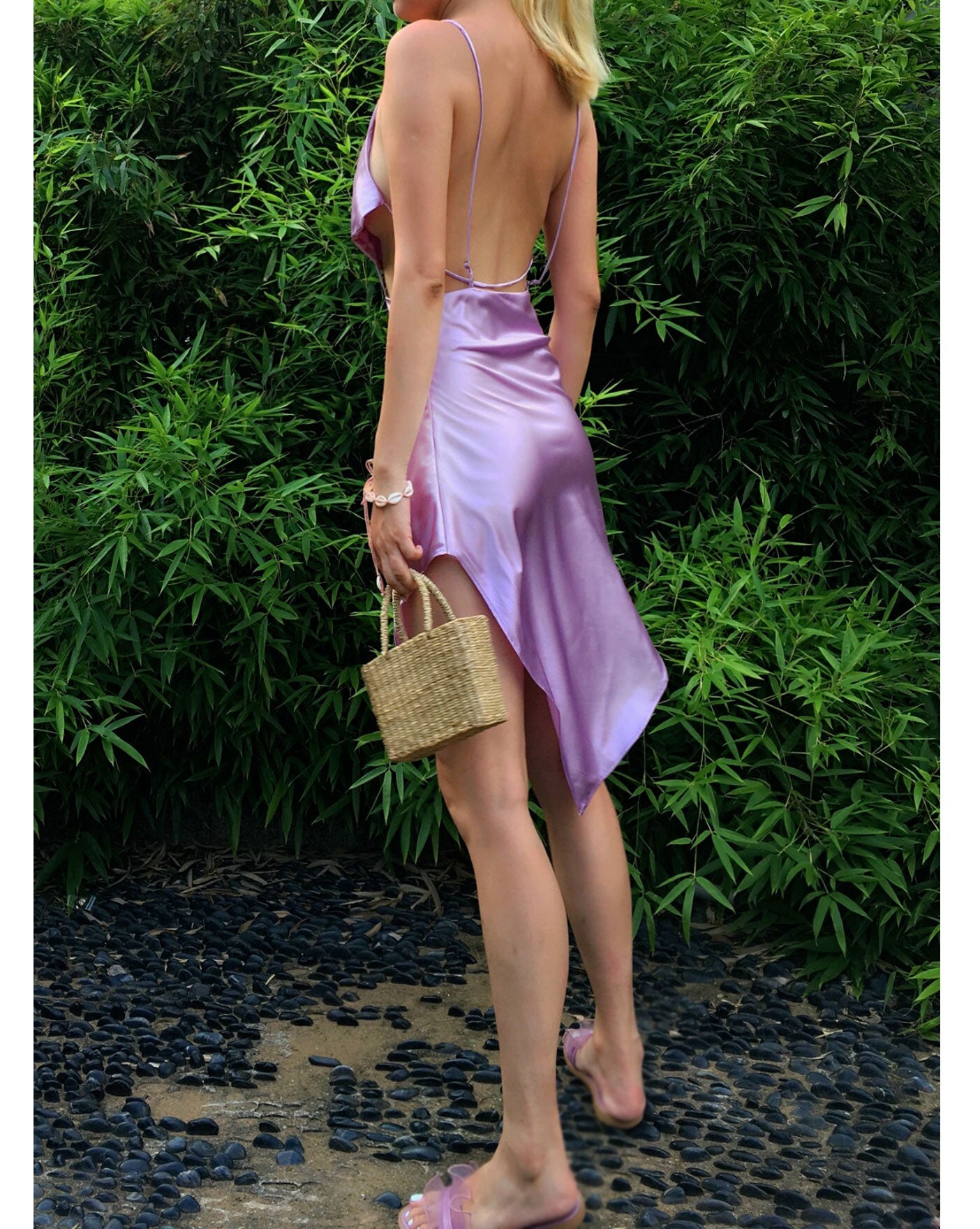 VENTA DE MUESTRAS *Vestido sin espalda asimétrico Gia