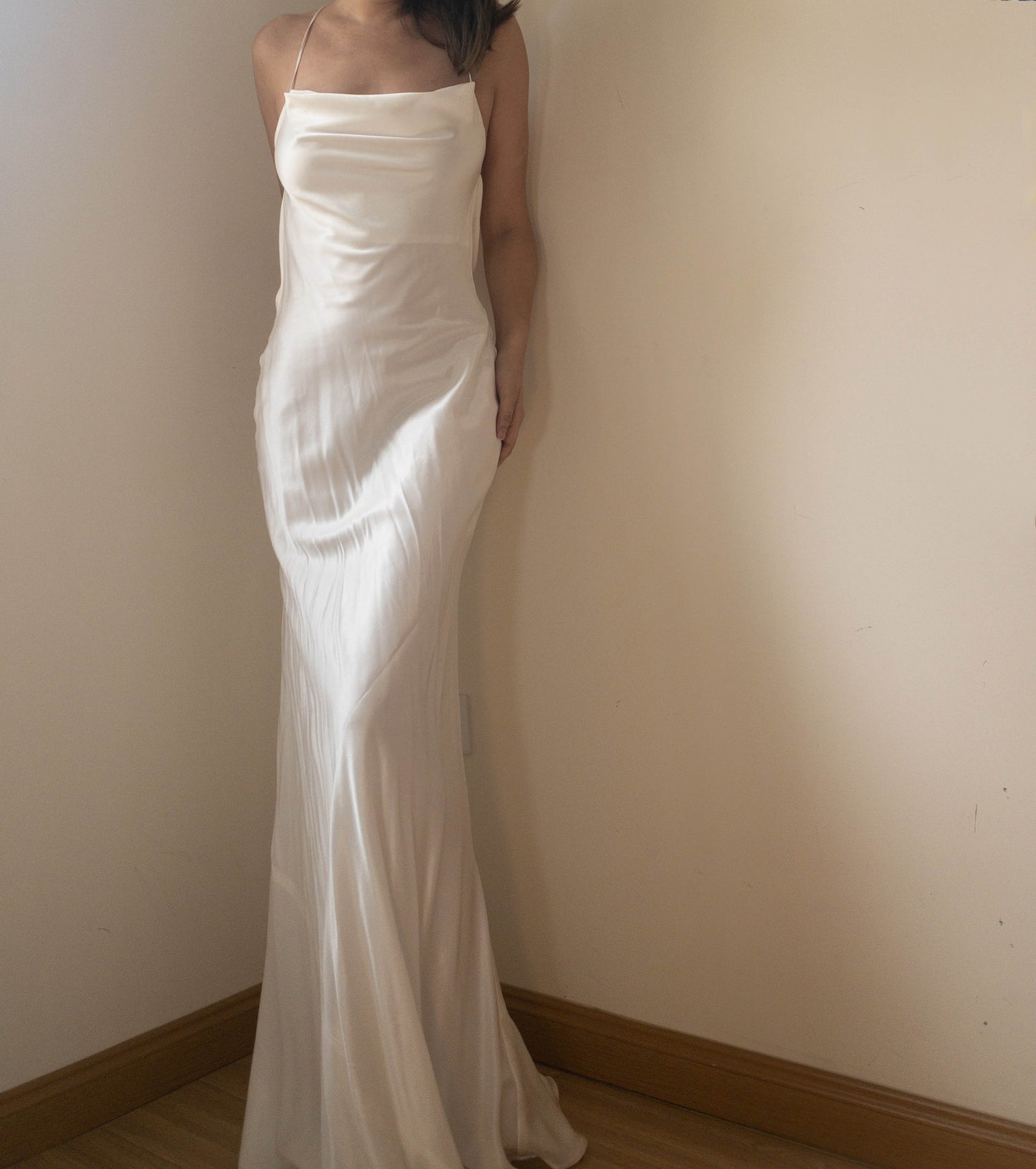 Vestido Ryleigh de seda de morera drapeada
