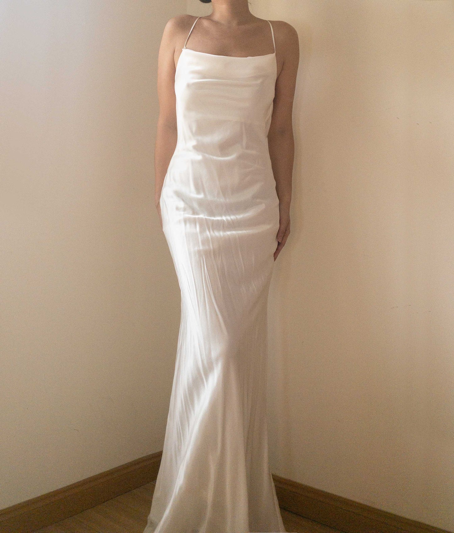 Vestido Ryleigh de seda de morera drapeada